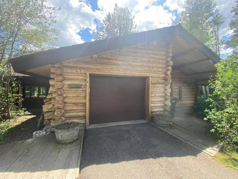 Aspen's Holiday home